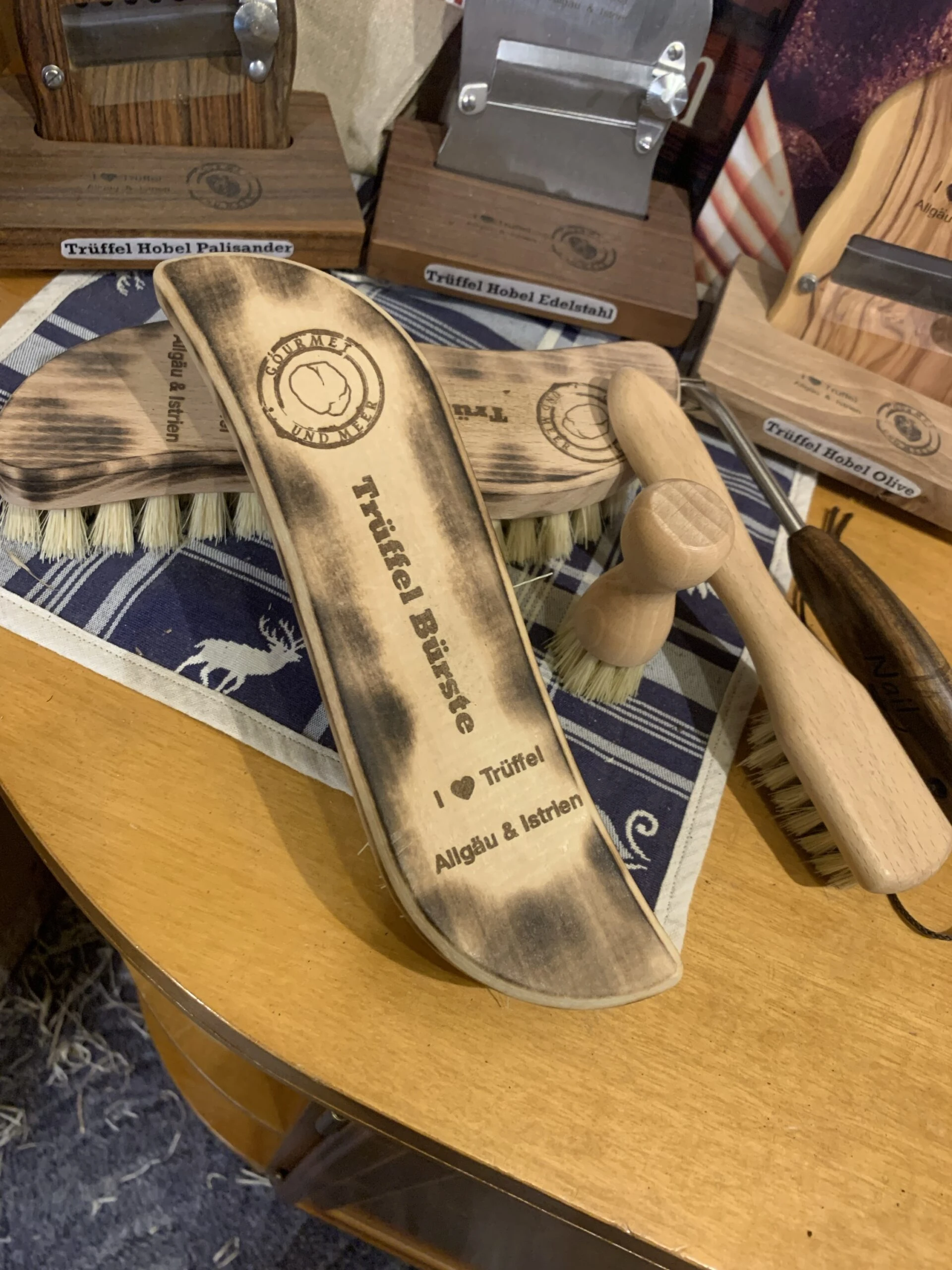 img_6045 Trüffelbürste: Reinigung & Pflege – Bild 1